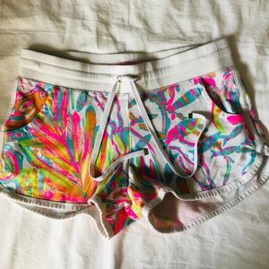 💙 LILLY PULITZER SHORTS 💙